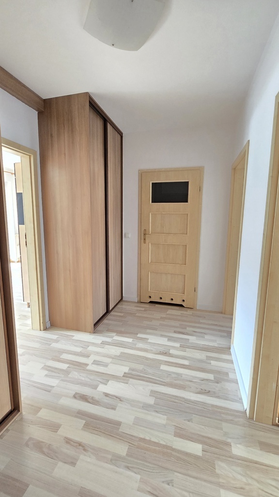 Rozkładowe 3 pokojowe mieszkanie z balkonem