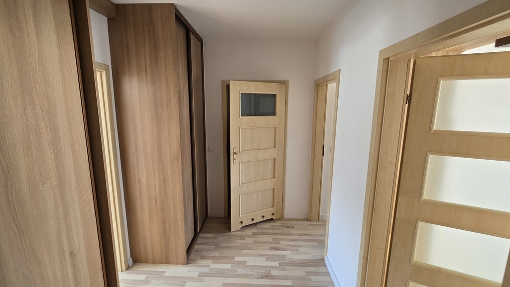 Rozkładowe 3 pokojowe mieszkanie z balkonem