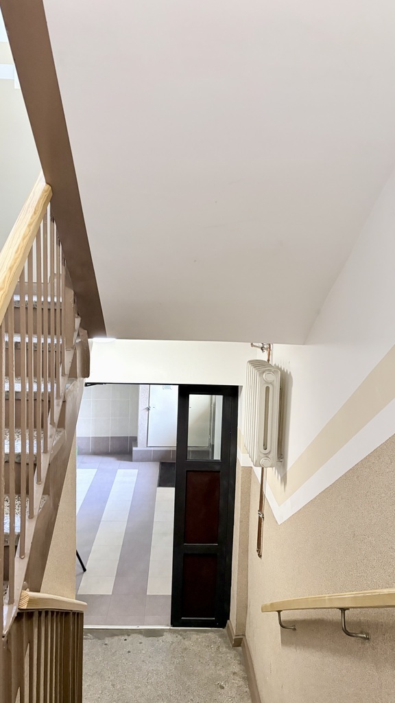 2 pokoje po remoncie | Balkon | Piwnica I Santocka