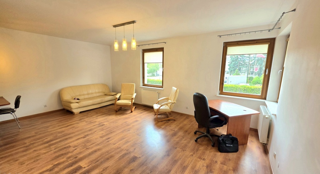 Apartament 3pok. Os. Magnolia 2007 r. I p., winda