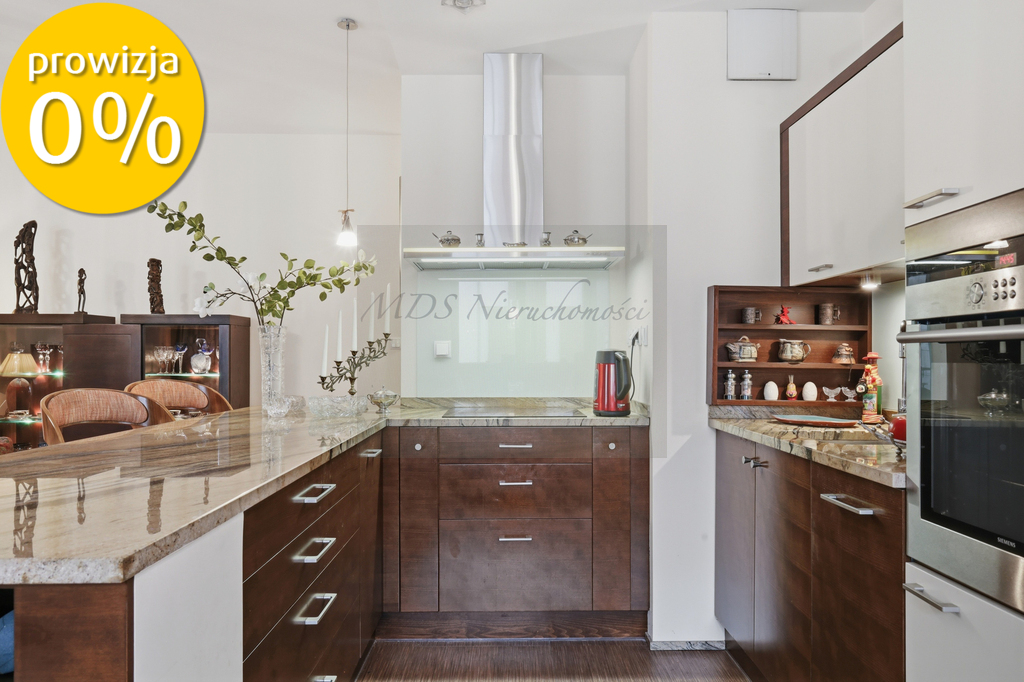 wygodny apartament w Miasteczku, 2 sypialnie