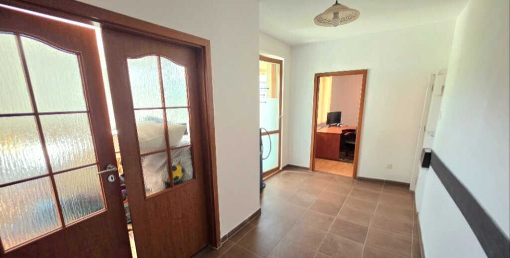 Apartament 3pok. Os. Magnolia 2007 r. I p., winda