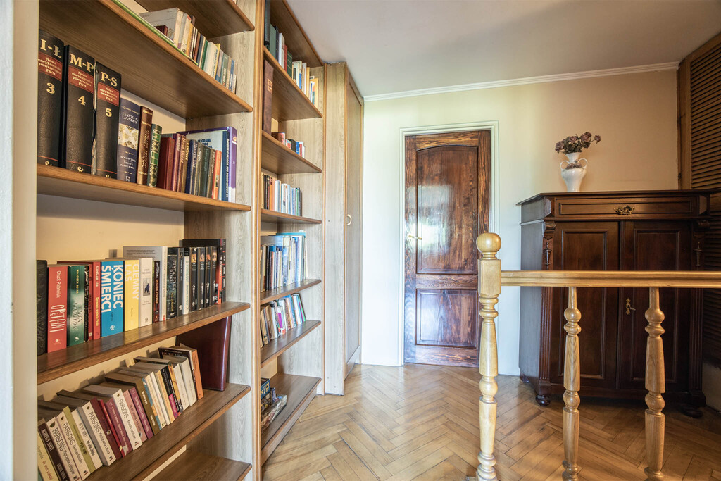 Dom szeregowy z garażem i tarasem – Łódź Górna