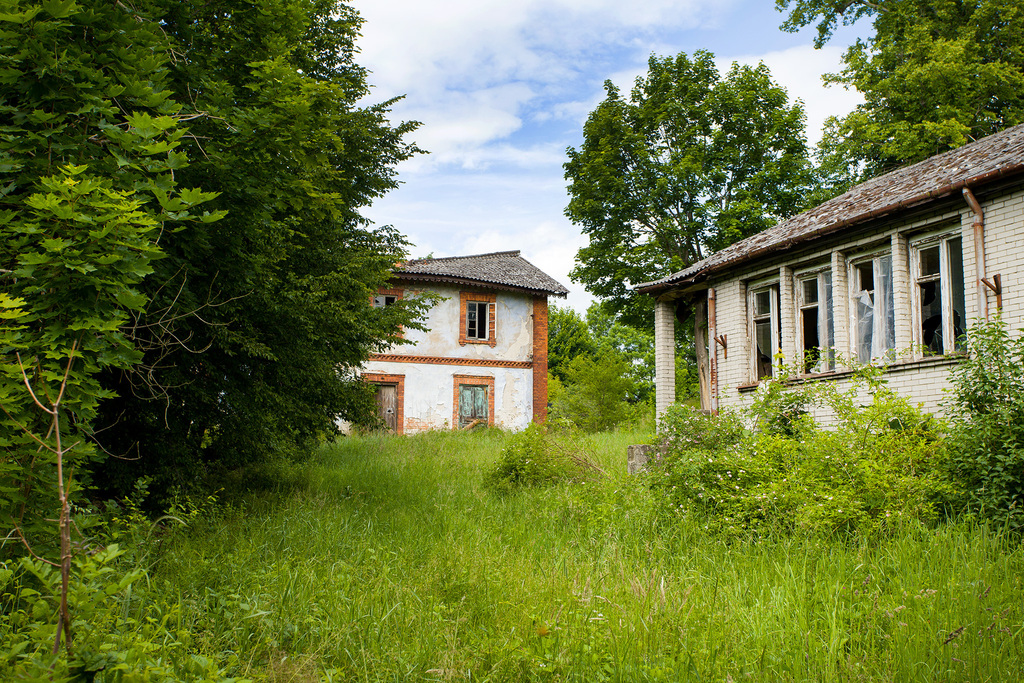 2,23 ha i XIX-wieczny folwark. Masz plan?