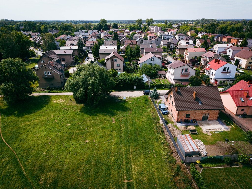 Działka budowlana 856 m² – Łowicz, ul. Lniana