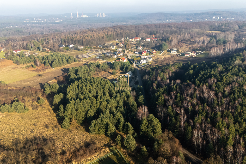 REZYDENCYJNA DZIAŁKA Z PRYWATNYM LASEM