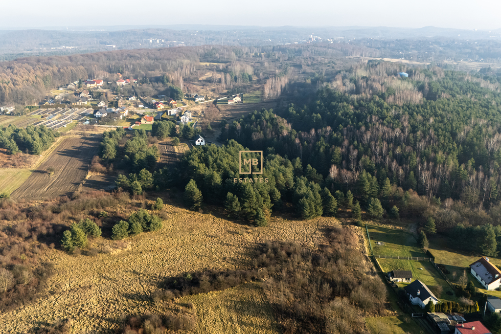 REZYDENCYJNA DZIAŁKA Z PRYWATNYM LASEM