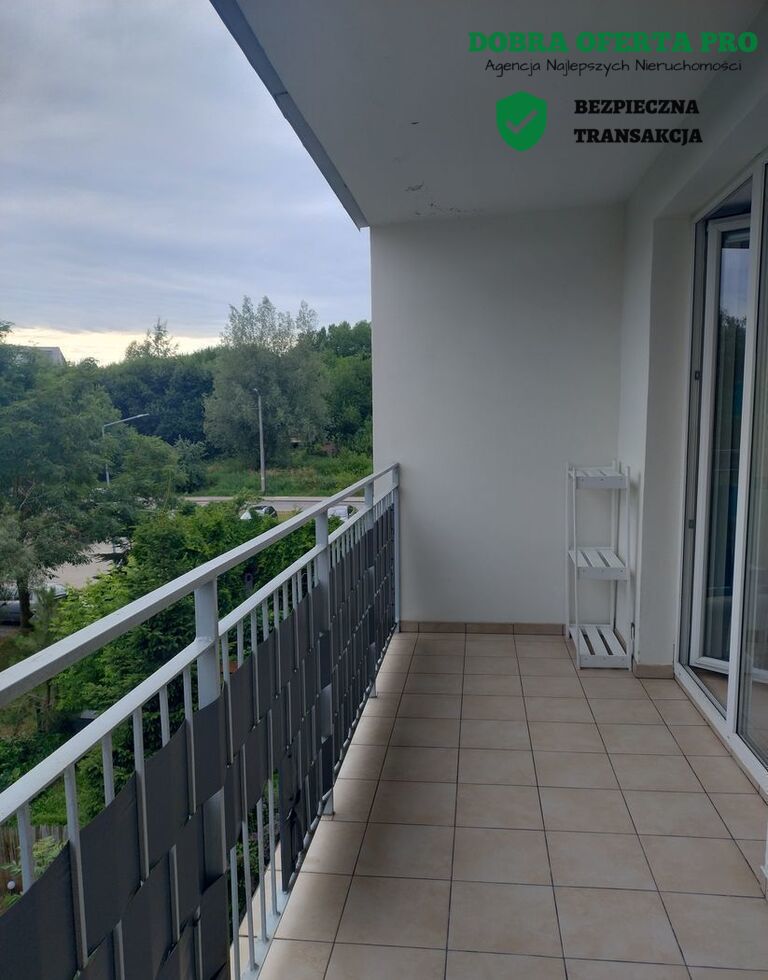 2 pokoje z balkonem i miejscem parkingowym
