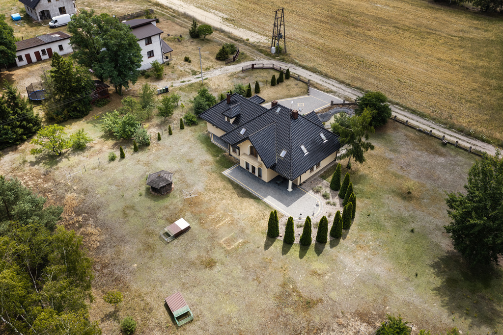 Wyjątkowa rezydencja pod lasem 380m2