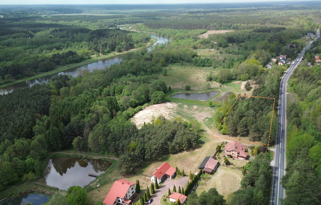 Działka budowlana 5627 m² z WZ na 3 domy– Inowłódz
