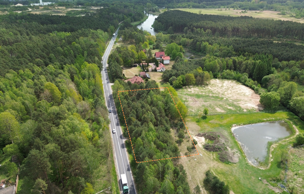 Działka budowlana 5627 m² z WZ na 3 domy– Inowłódz
