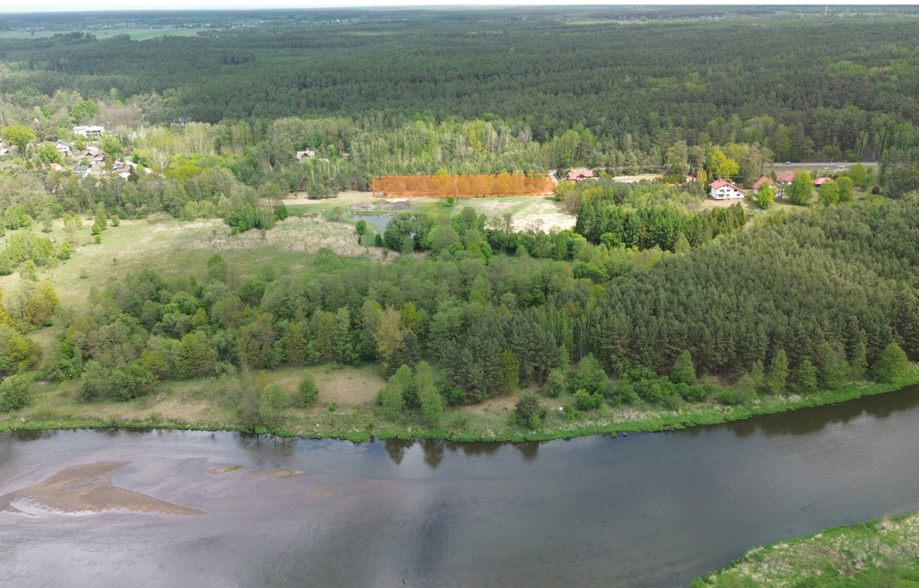 Działka budowlana 5627 m² z WZ na 3 domy– Inowłódz