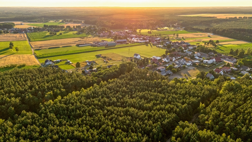 Działka z warunkami zabudowy pod dom – Łomnica