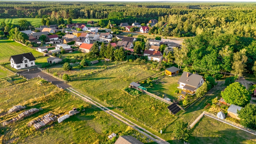 Działka z warunkami zabudowy pod dom – Łomnica
