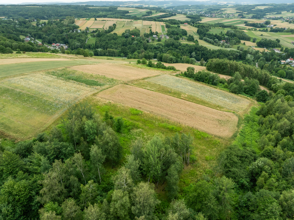 Broniszów - rekreacyjno- budowlana 37,63 ar