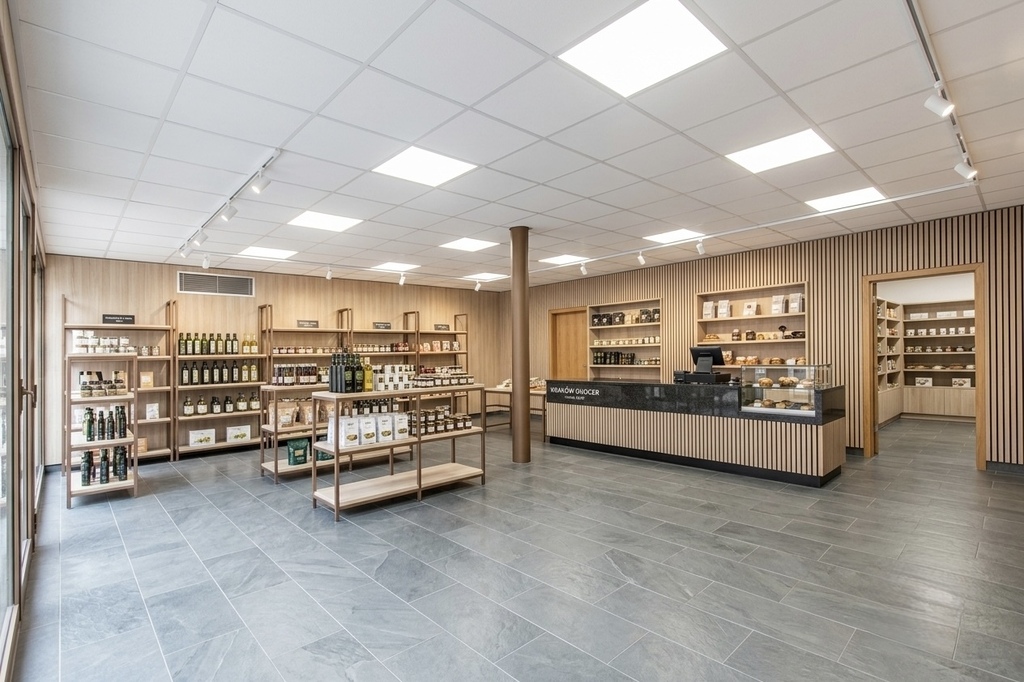 Twój biznes, 110 m² i 4 własne miejsca na auta!