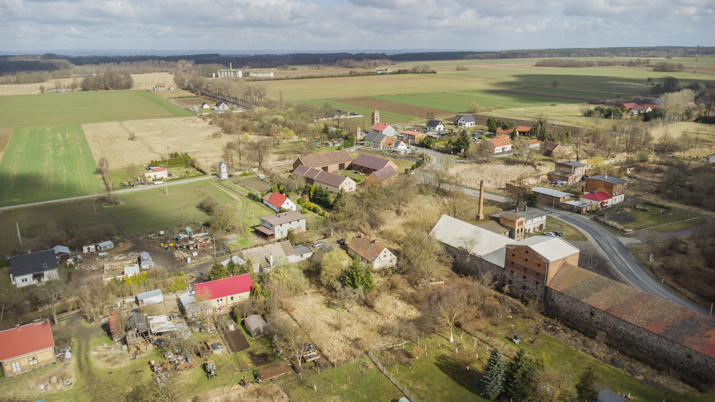 Tani dom do remontu Stypułów duża działka