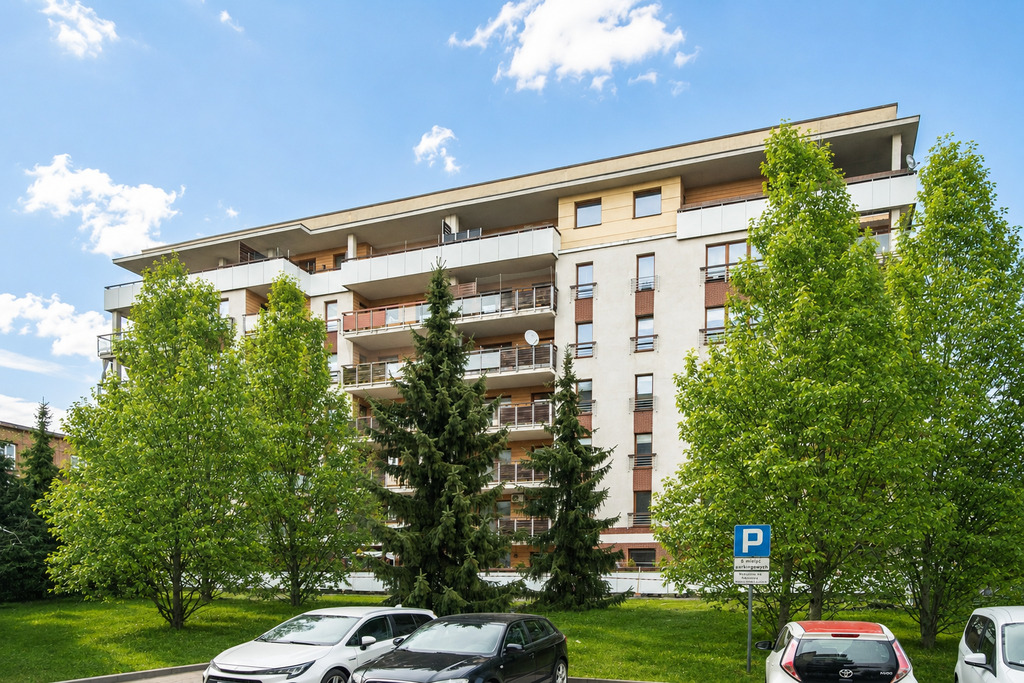 Zamieszkaj w Apartamentowcu 10 minut od centrum!