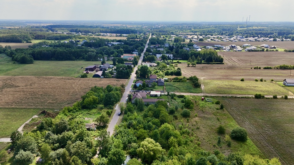Twoja oaza 1600m² w Nowosolnej - Cisza i Komfort