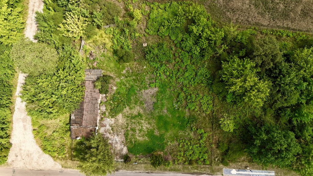 Twoja oaza 1600m² w Nowosolnej - Cisza i Komfort