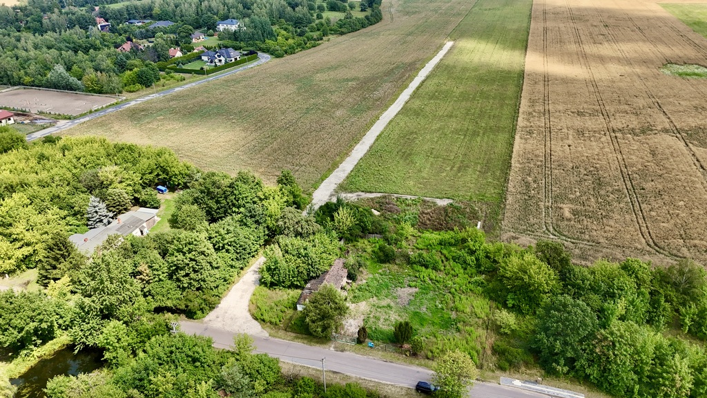Twoja oaza 1600m² w Nowosolnej - Cisza i Komfort