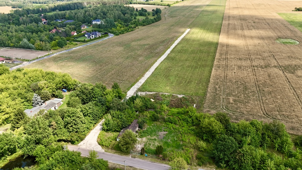 Twoja oaza 1600m² w Nowosolnej - Cisza i Komfort