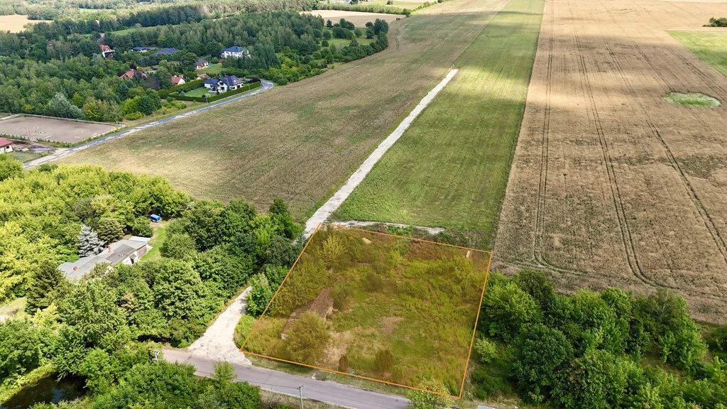 Twoja oaza 1600m² w Nowosolnej - Cisza i Komfort