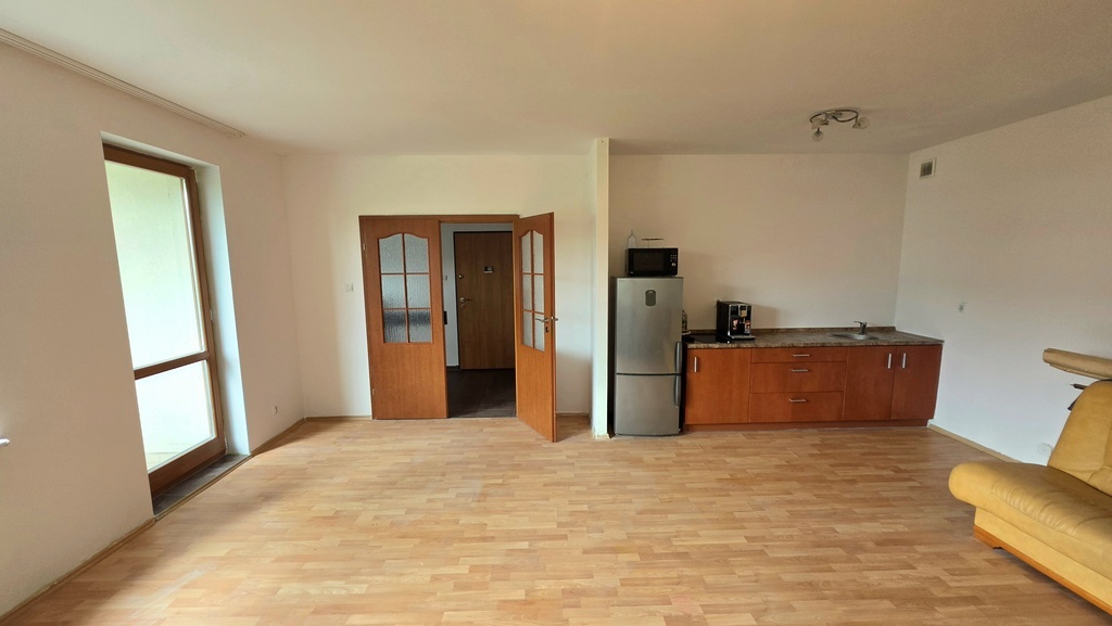 Apartament 3pok. Os. Magnolia 2007 r. I p., winda