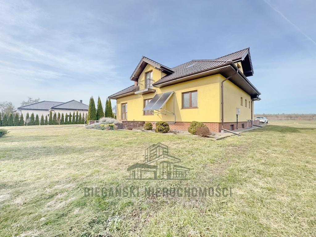 Dom wolnostojący 160m2 Łuszczów Drugi