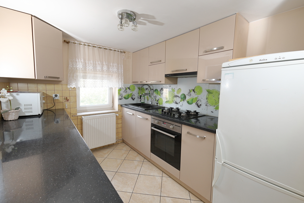 Przestronne mieszkanie 75m2 w centrum Brzegu!