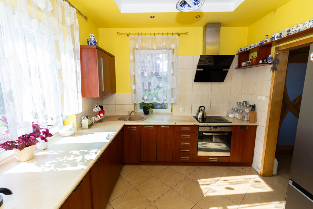 Dom przy lesie 193m2 działka 3050m2 Magonie