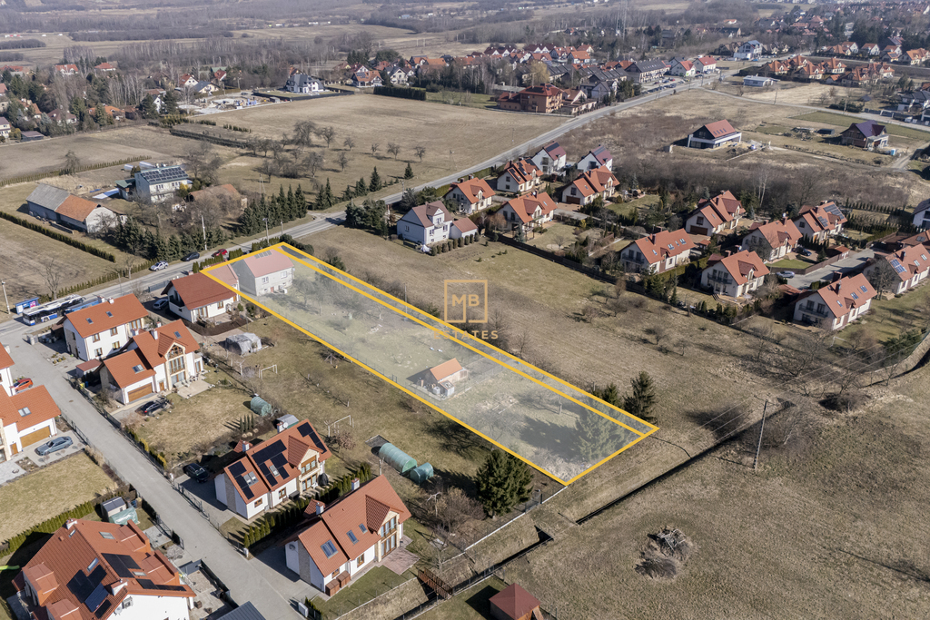 Dom z potencjałem inwestycyjnym, 3276m2 działki