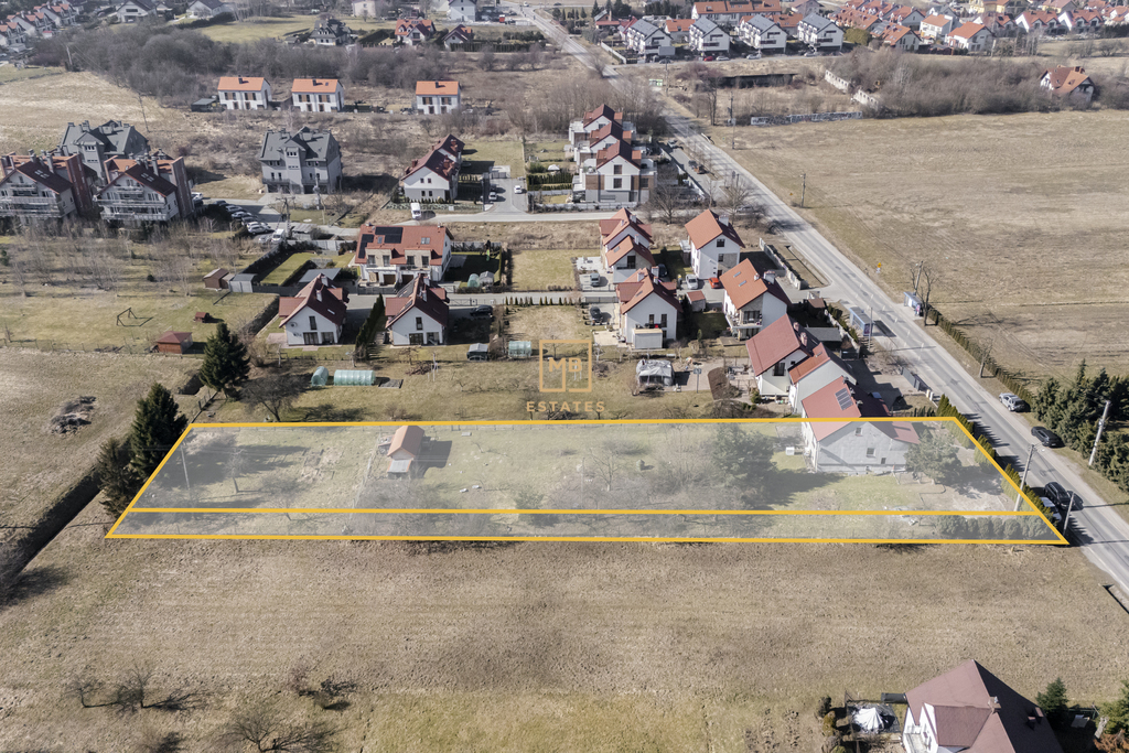 Dom z potencjałem inwestycyjnym, 3276m2 działki