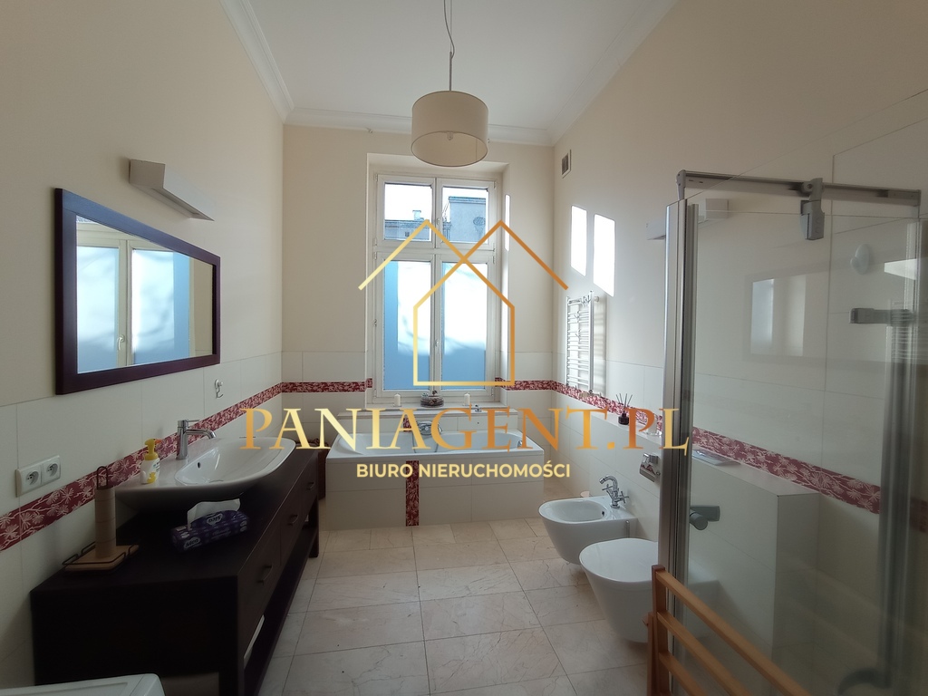Do wynajęcia 115m2/ 3 pok/ taras/ prestiż/ Borek