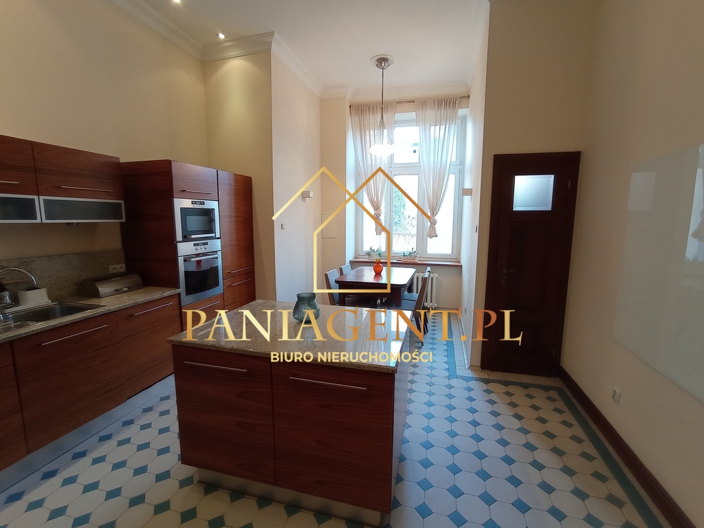 Do wynajęcia 115m2/ 3 pok/ taras/ prestiż/ Borek