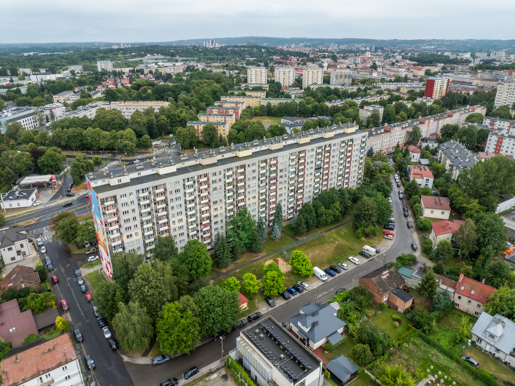 Rzeszów ul. Warszawska 50,93 m2 I piętro, balkon