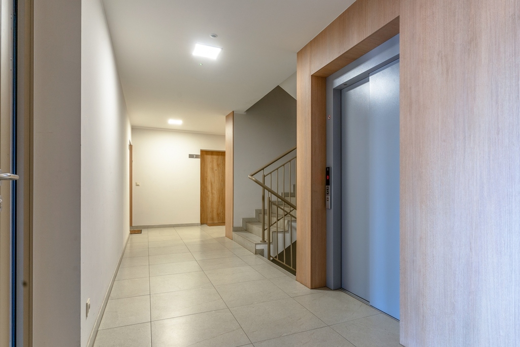 Jasny apartament 64 m3 z garażem. Do negocjacji