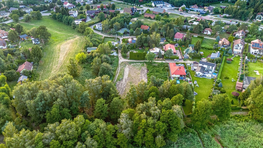 Prestiżowa działka nad jeziorem