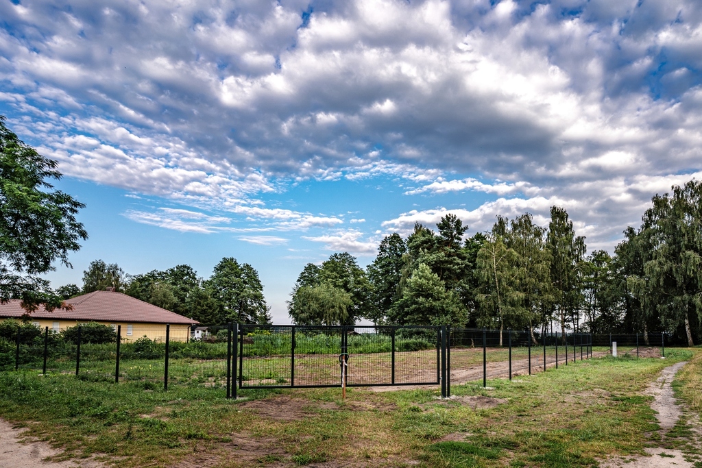 Prestiżowa działka nad jeziorem