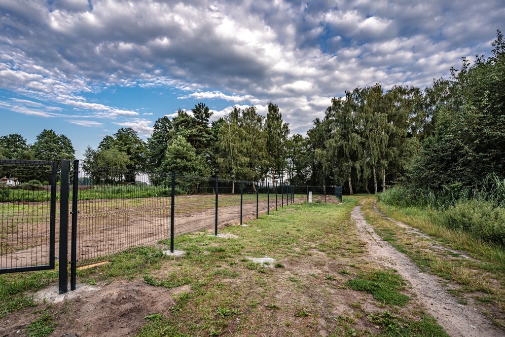 Prestiżowa działka nad jeziorem