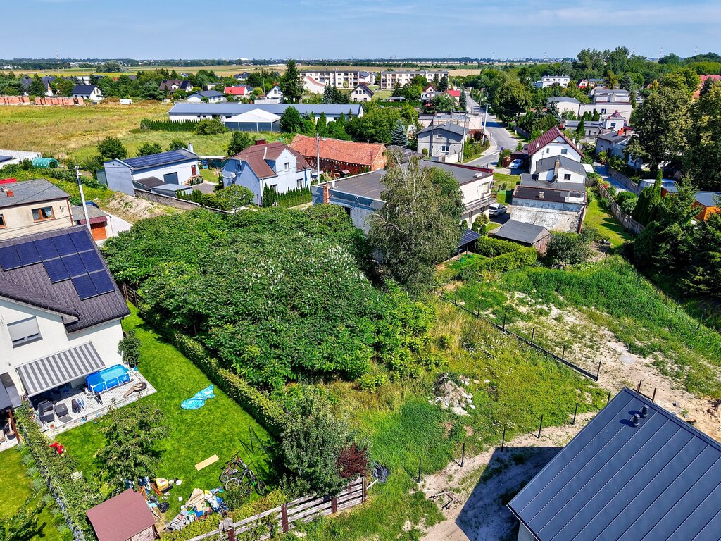 Dopiewiec: Działka 673m² | media | droga | PKP