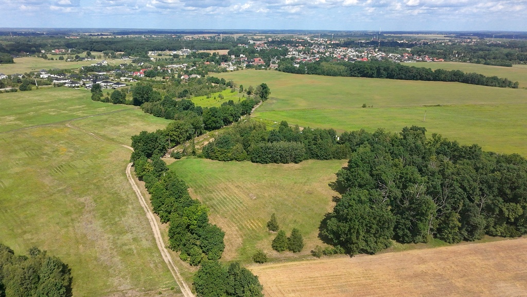 Atrakcyjna działka inwestycyjna w zieleni 19 złm2