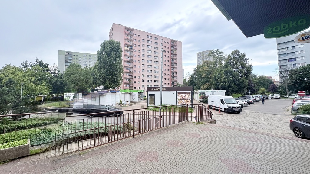 2 pokoje po remoncie | Balkon | Piwnica I Santocka