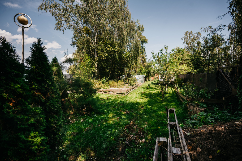Bezobsługowa działka rekreacyjna 600 m² z domkiem