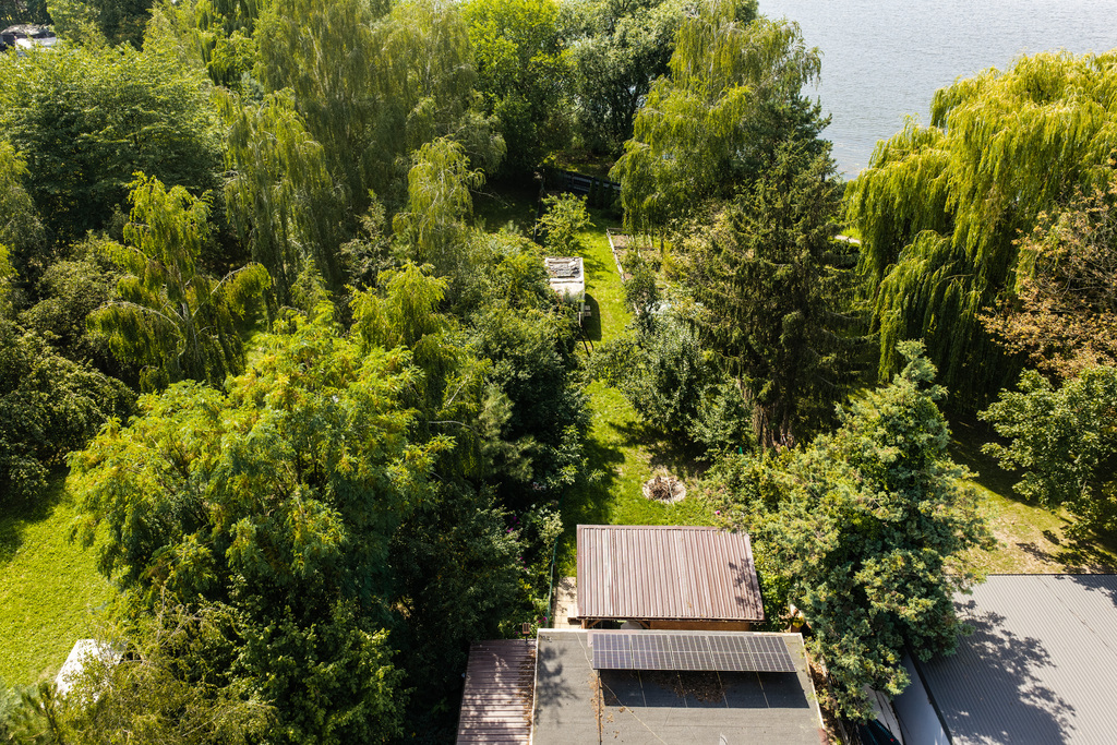 Bezobsługowa działka rekreacyjna 600 m² z domkiem