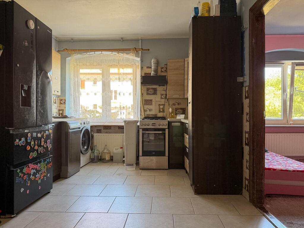 3-pokojowe, do odświerzenia, z ogrodem