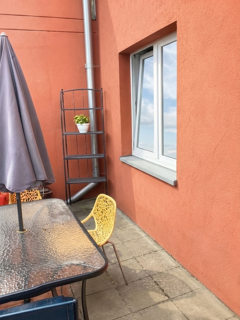 2 pokoje z tarasem 13 m² | cichy Oporów