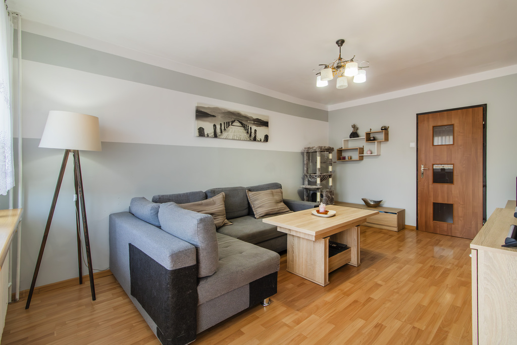 REZERWACJA, 3 pok, osobna kuchnia, aż 64 m2