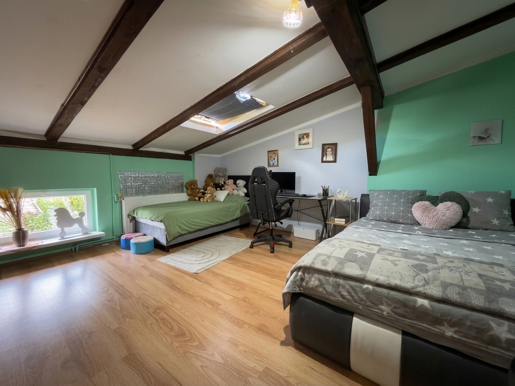 Mościejewo: Zadbany segment 91m² z tarasem