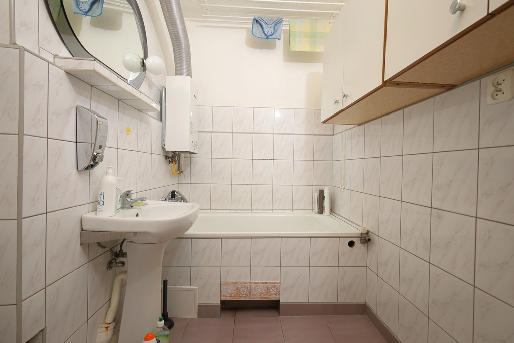 Mieszkanie 55 m², 2 pokoje, park, możliwość garażu